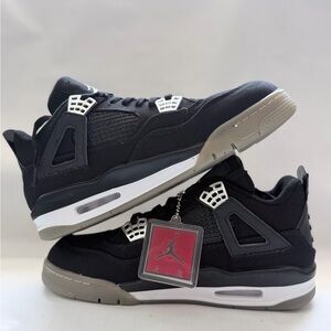 Jordan Men's Black and Gray Retro Basketball Sneakers